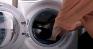 Read more about the article Electrolux Vs. Speed Queen: The Battle Of Laundry Titans