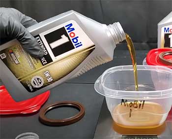 Mobil 1 Extended Performance Oil