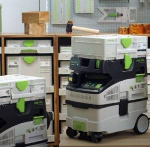 Read more about the article Festool Vs. Makita Dust Extractor: A Comprehensive Analysis