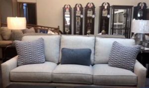 Read more about the article King Hickory Sofa Reviews: A Comprehensive Analysis