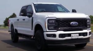 Read more about the article GMC 2500 Vs. Ford F-250: A Comprehensive Analysis