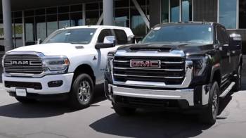 Read more about the article GMC Vs. RAM 2500: A Heavy-Duty Showdown