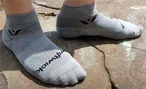 Read more about the article Swiftwick Aspire Vs. Performance Socks: In-depth Differences