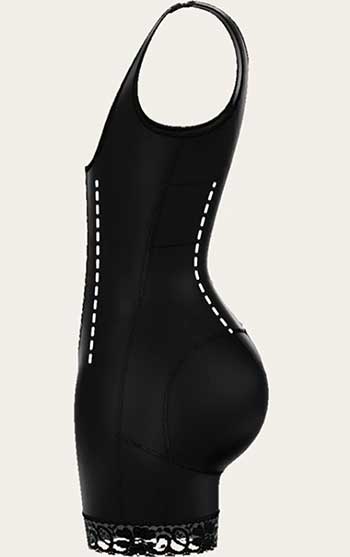 Read more about the article ShapeLLX Vs. Spanx Shapewear: An In-depth Comparison