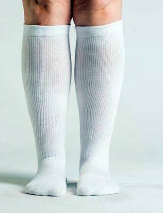 Read more about the article Viasox Compression Socks Reviews – Is It Worth It?