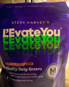 Read more about the article Elevate You Greens by Steve Harvey Reviews From My Personal Experience