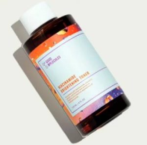 Read more about the article Good Molecules Niacinamide Brightening Toner Reviews – Is It Worth It?