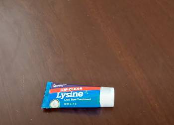 lysine lip clear