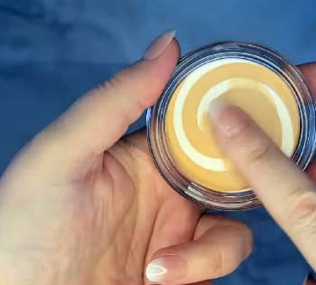 covergirl and olay simply ageless foundation