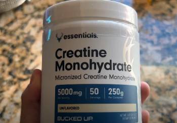 Read more about the article Essentials Creatine Monohydrate Reviews: Is It Worth It?