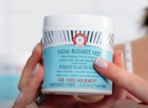Read more about the article First Aid Beauty Facial Radiance Pads Reviews From My Personal Experience