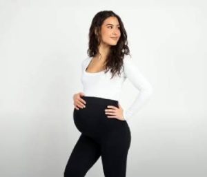 Read more about the article Lasora Maternity Leggings Reviews From My Personal Experience