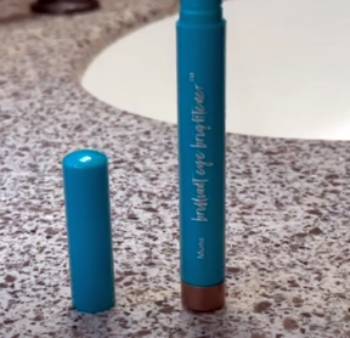 thrive cause cosmetics