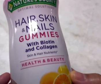nature's bounty collagen and biotin