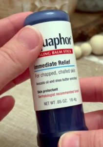 Read more about the article Hustle Butter Vs. Aquaphor: In-Depth Differences
