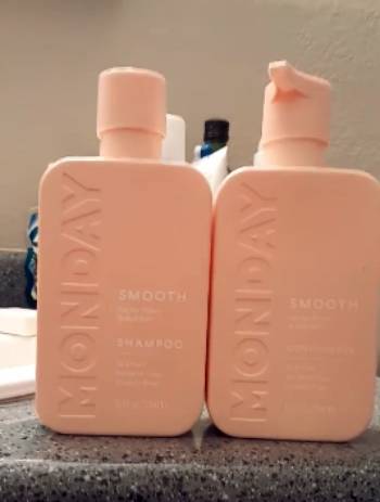monday smooth shampoo