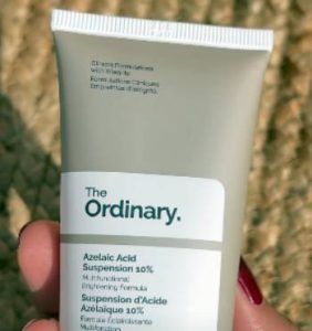 Read more about the article The Ordinary Azelaic Acid Deserves Review From My Personal Experience
