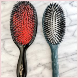 Read more about the article La Bonne Brosse Vs. Mason Pearson: In-Depth Differences