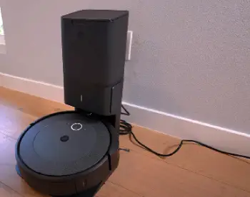 roomba i3 vs i4