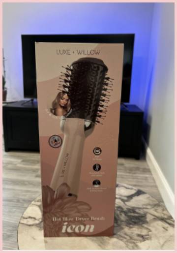 luxe and willow hair dryer brush
