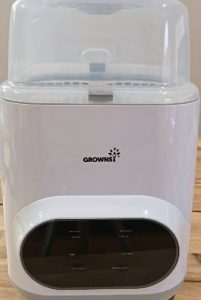 Read more about the article Grownsy Vs. Momcozy Bottle Washer: In-depth Difference