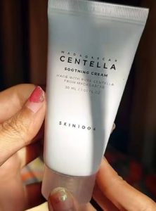 Read more about the article SKIN1004 Madagascar Centella Soothing Cream Review From My Experience: Is It Worth It?