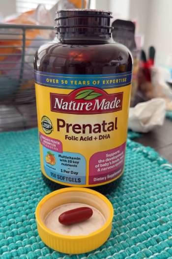 one a day prenatal vs nature made