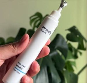 Read more about the article Musely Eye Serum Review: Is It Worth It?