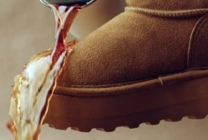 Read more about the article Bearpaw Vs. Ugg Slippers: In-depth Difference