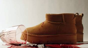 bearpaw vs ugg slippers