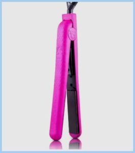 Read more about the article Royale Hair Straightener Reviews From My Personal Experience
