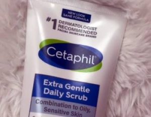 Read more about the article Cetaphil Extra Gentle Daily Scrub Review From My Personal Experience