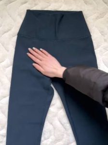 Read more about the article Crz Leggings Vs. Lululemon: In-Depth Difference