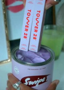 Read more about the article Kosas Vs. Tower 28: In-depth Difference