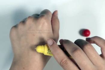 carmex lip balm review