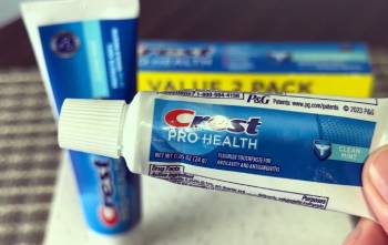 crest pro-health clean mint toothpaste